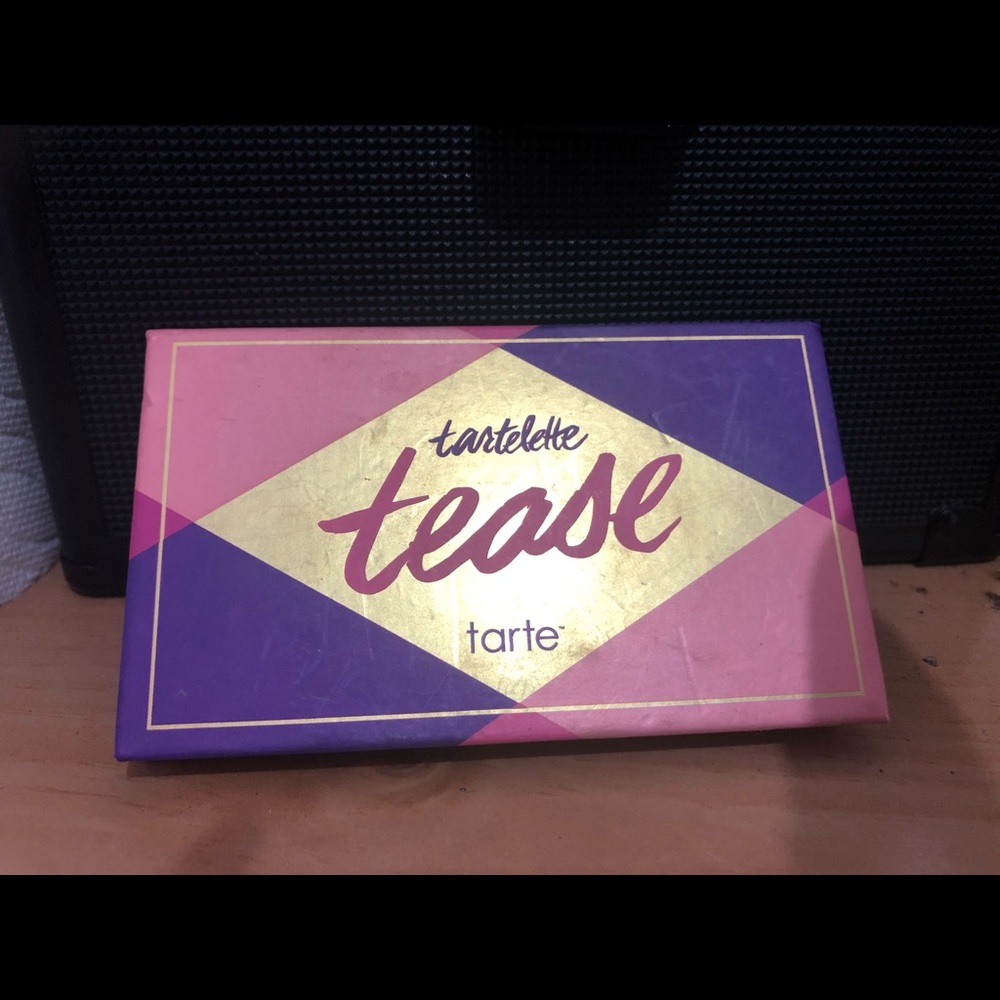 Tarte TEASE